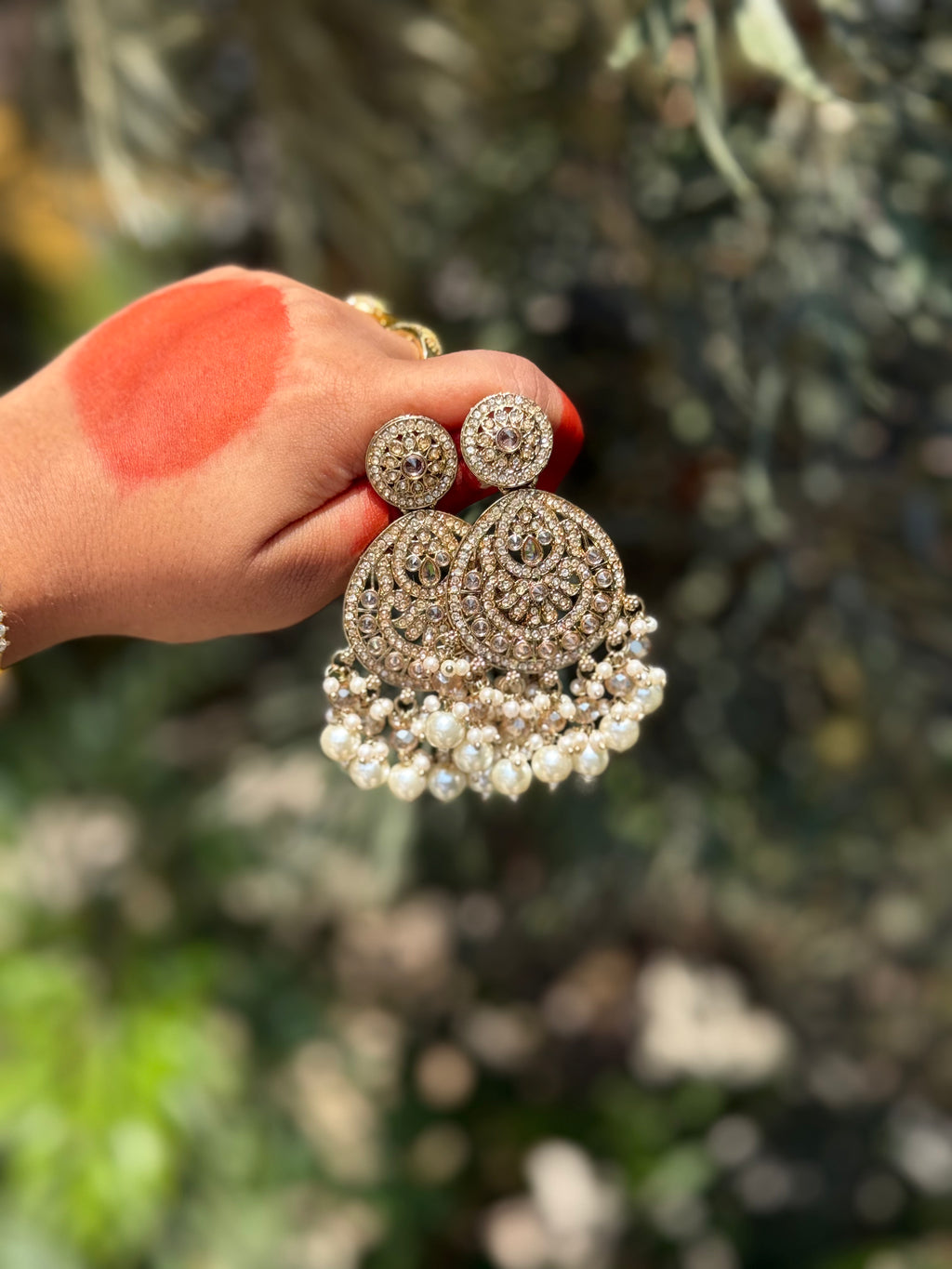 Aabira Kundan Chandbalis - Ivory white