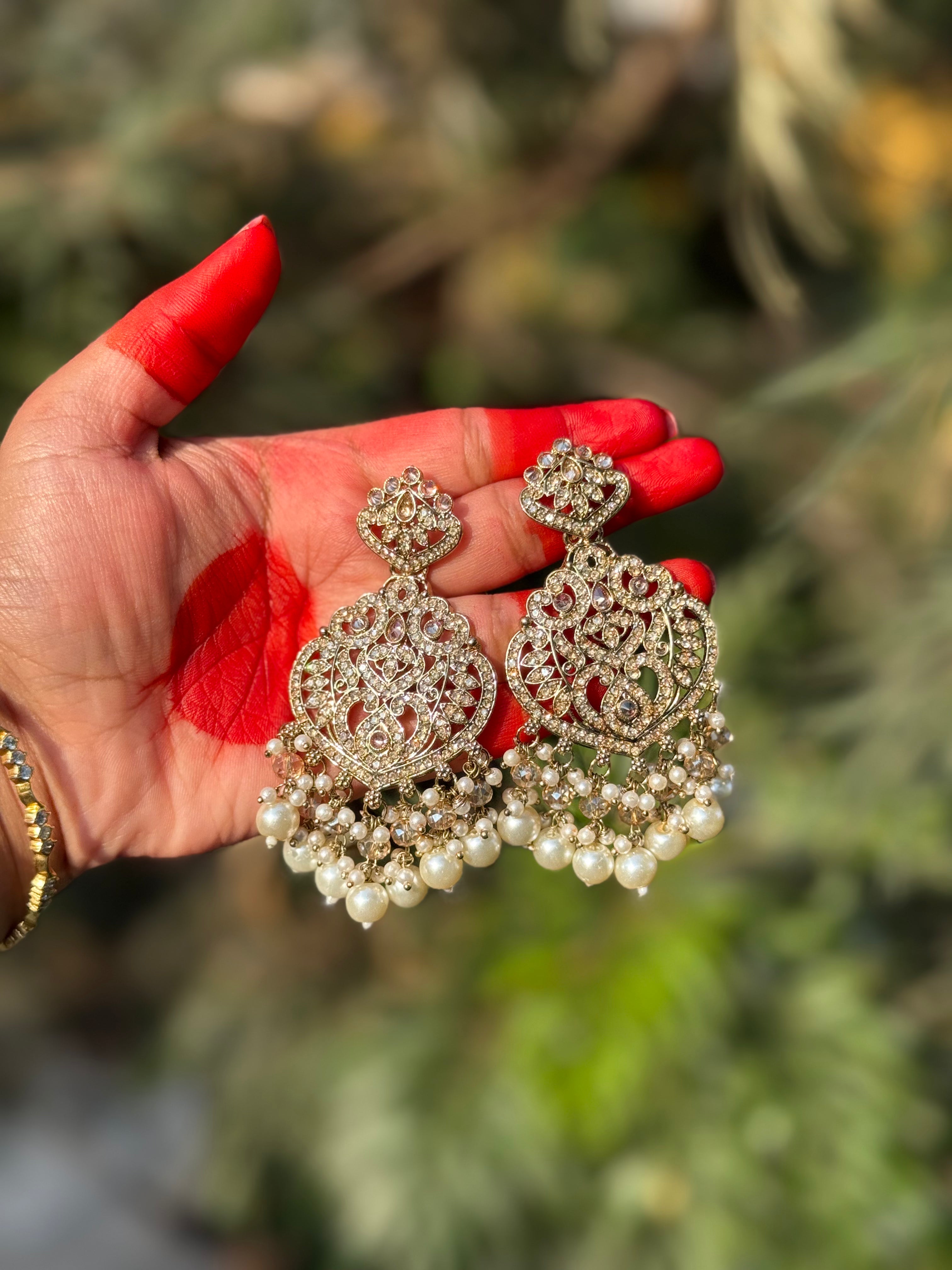 Seyra Chand Drops - Ivory