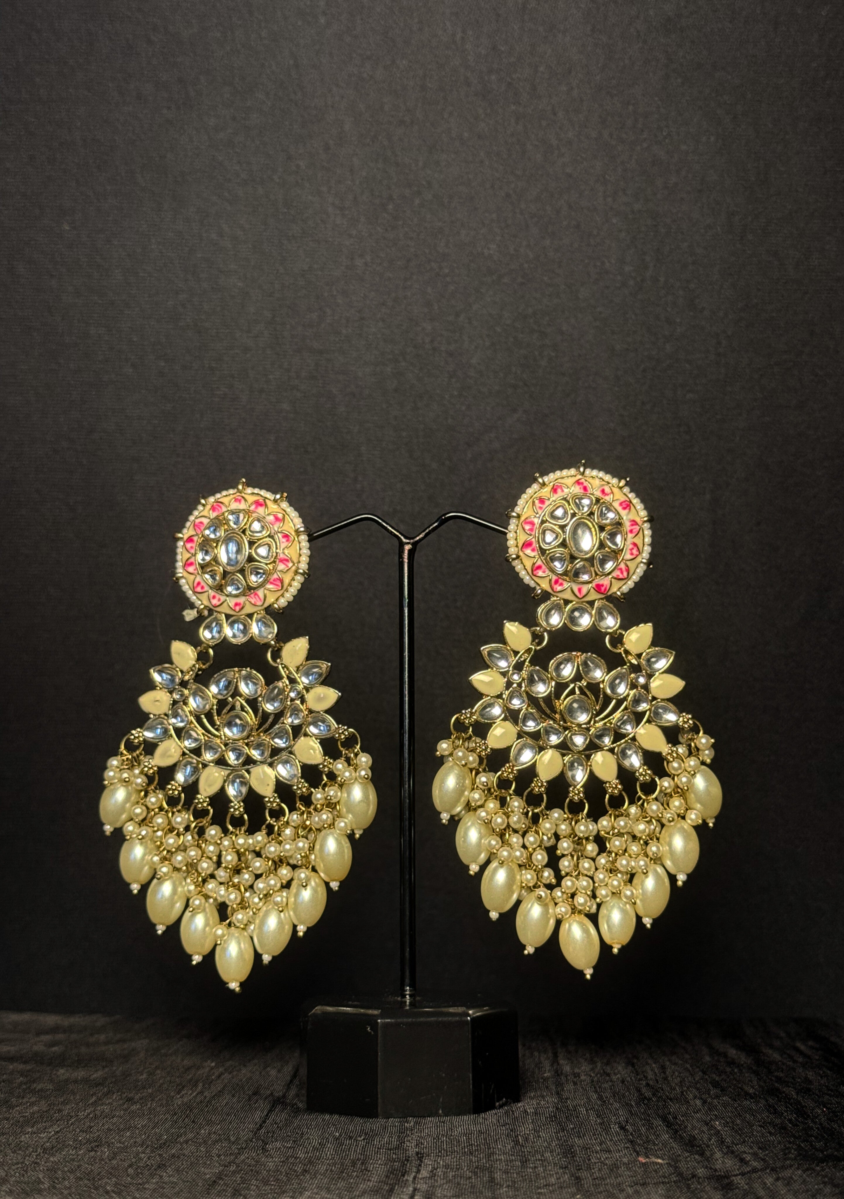 Noor Kundan Chandbalis - Ivory