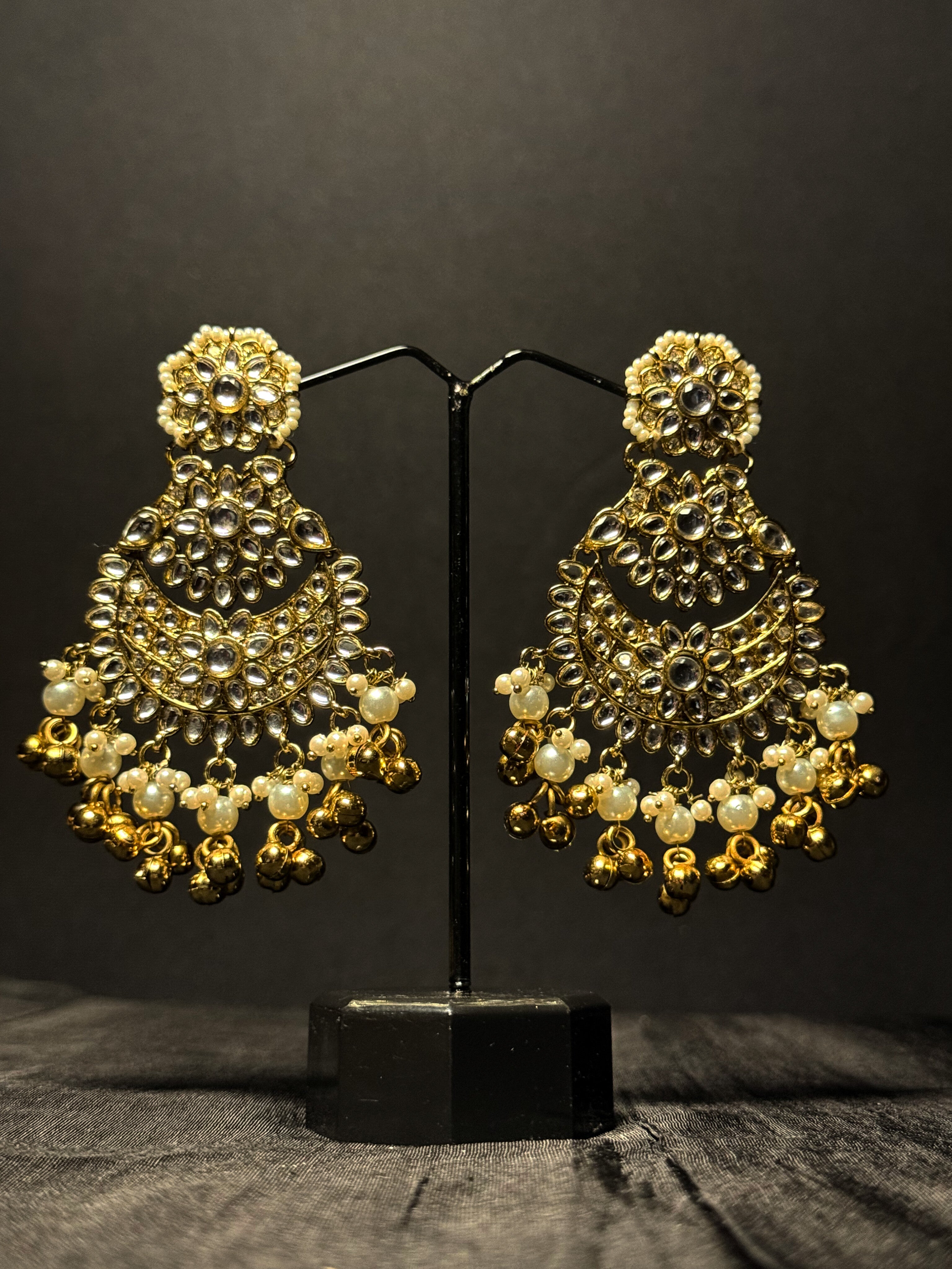 Aarzoo Kundan Chandbalis - Pearl White